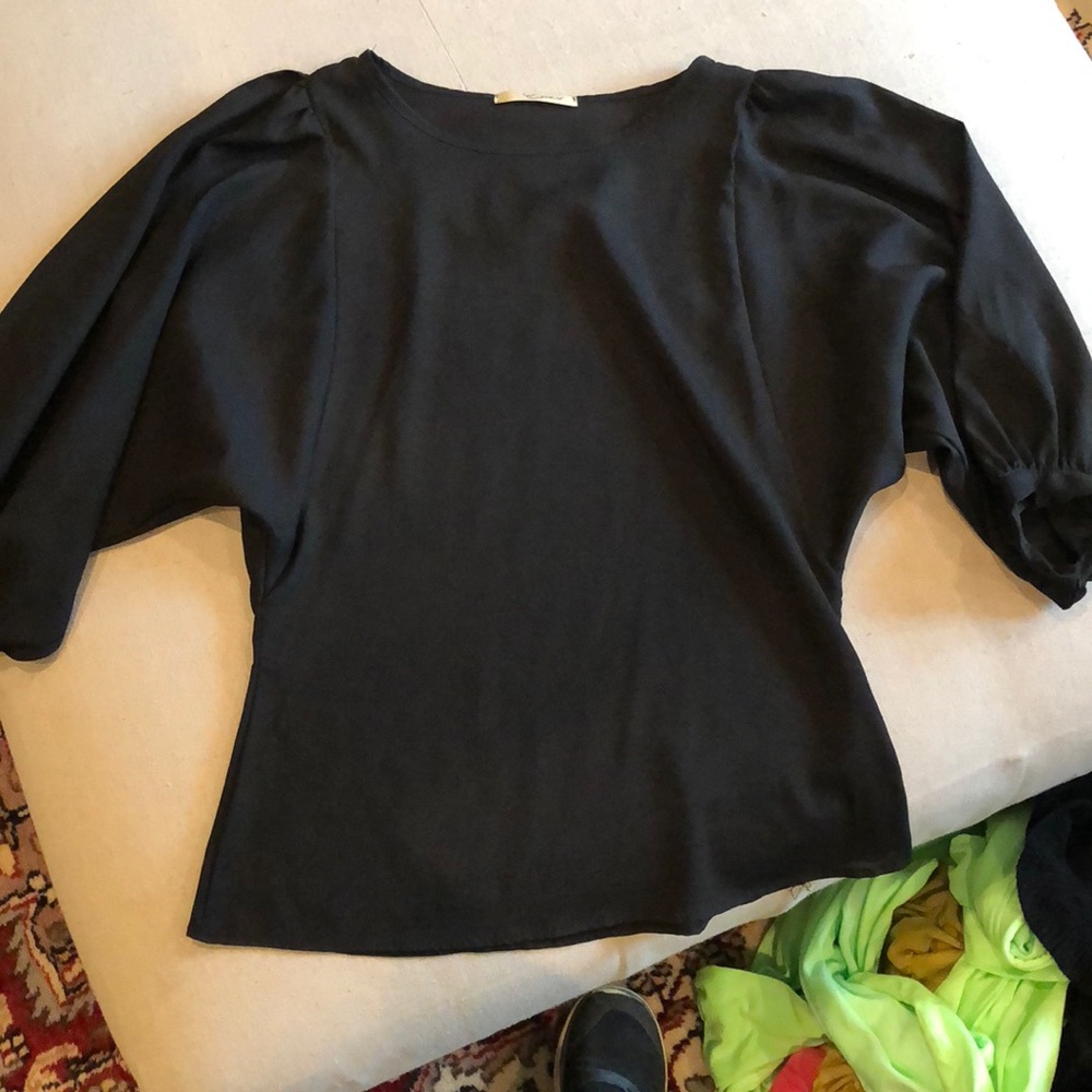 Black 3/4 sleeve blouse